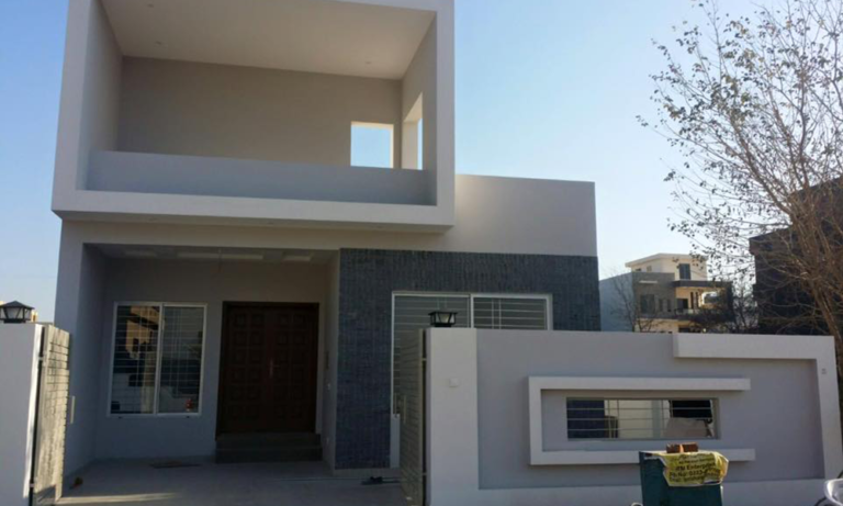 63 D-17 Islamabad (10 marla)