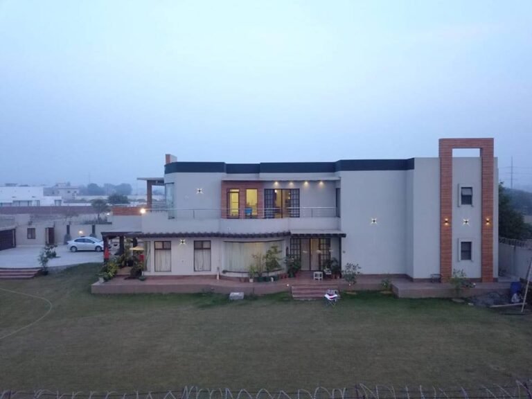 Green Acre, Lahore (4.5 Kanal)