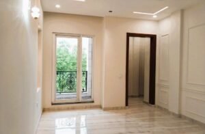 863 10 Marla Constructed House in Lake City Lahore