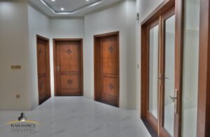 179 overcs B Bahria Town Lahore 10 Marla