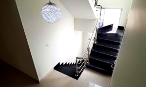 273 Overcs A 10 Marla Bahria Town Lahore