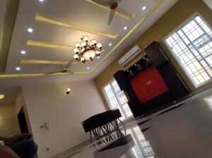 273 Overcs A 10 Marla Bahria Town Lahore