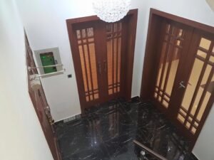 273 Overcs A 10 Marla Bahria Town Lahore