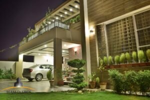 620 A Overcs A 1 Kanal Bahria Town Lahore