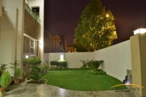 620 A Overcs A 1 Kanal Bahria Town Lahore